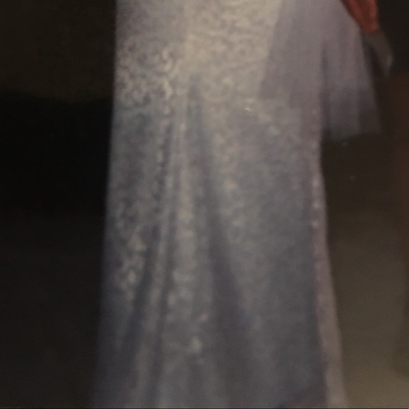 Gown - Picture 6 of 7